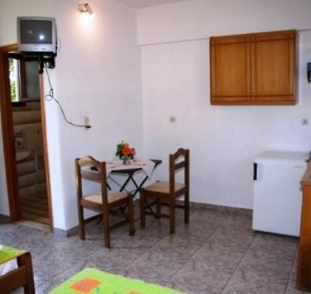 Triantafyllou Maria Rooms Skópelos Quarto foto