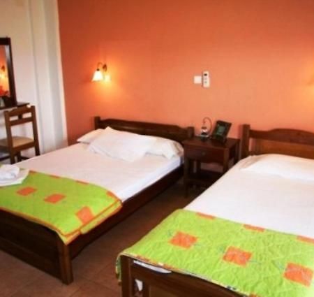 Triantafyllou Maria Rooms Skópelos Quarto foto